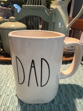 Rae Dunn “DAD” Ceramic Mug